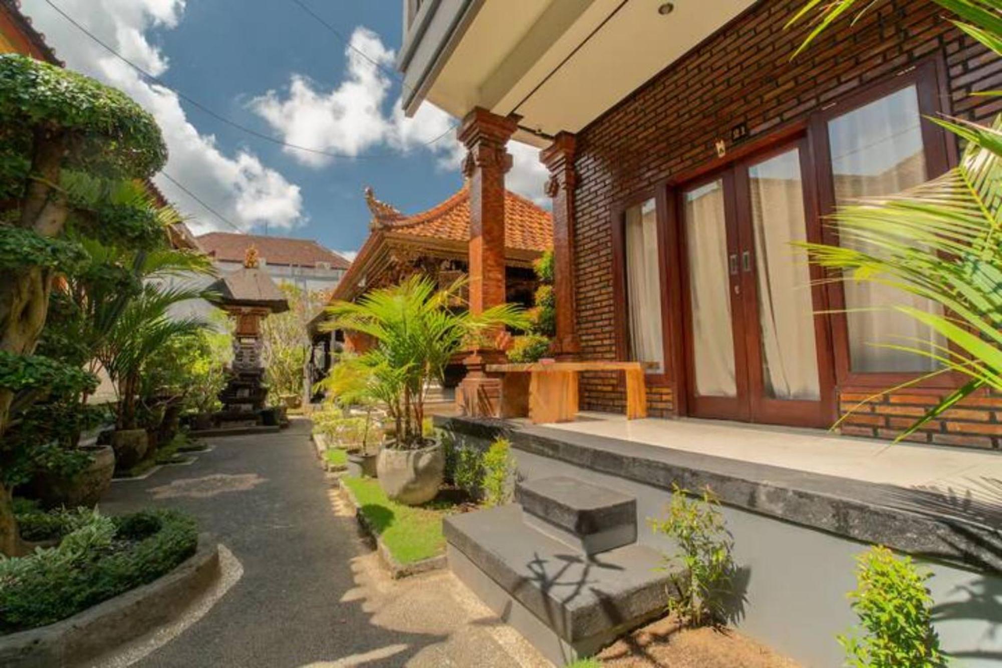 Pondok Lulik Homestay Canggu Ngoại thất bức ảnh
