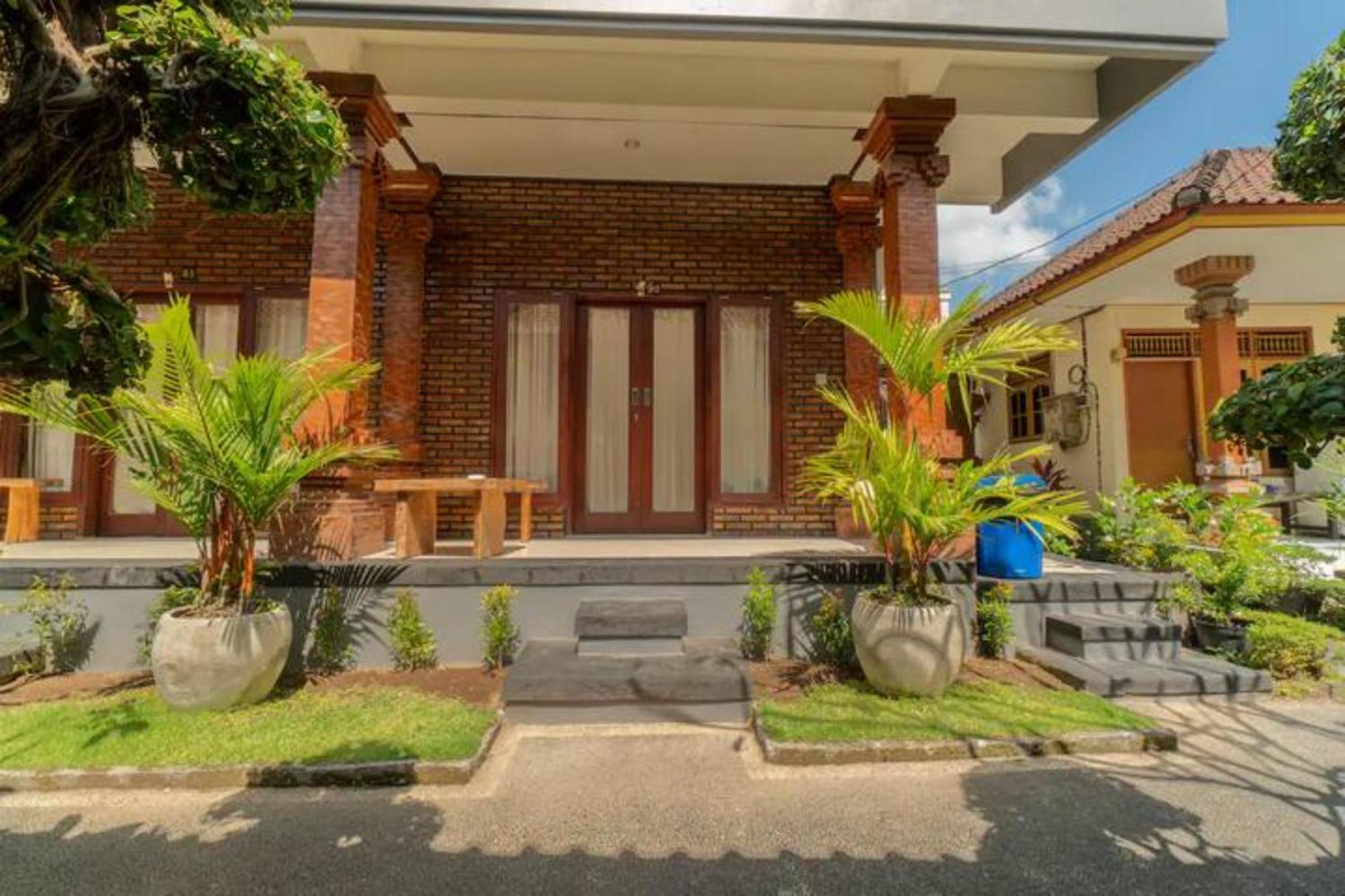 Pondok Lulik Homestay Canggu Ngoại thất bức ảnh