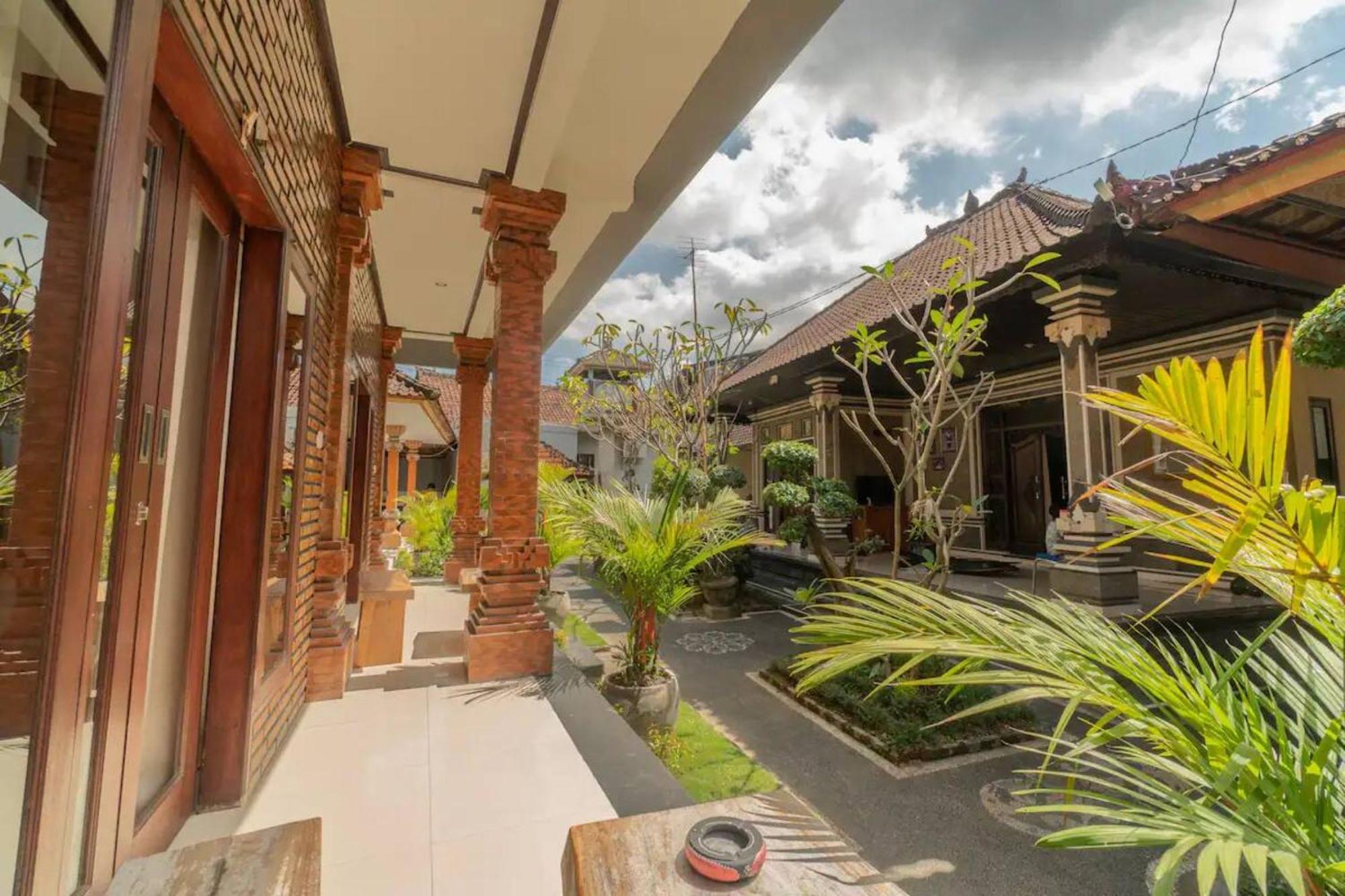 Pondok Lulik Homestay Canggu Ngoại thất bức ảnh