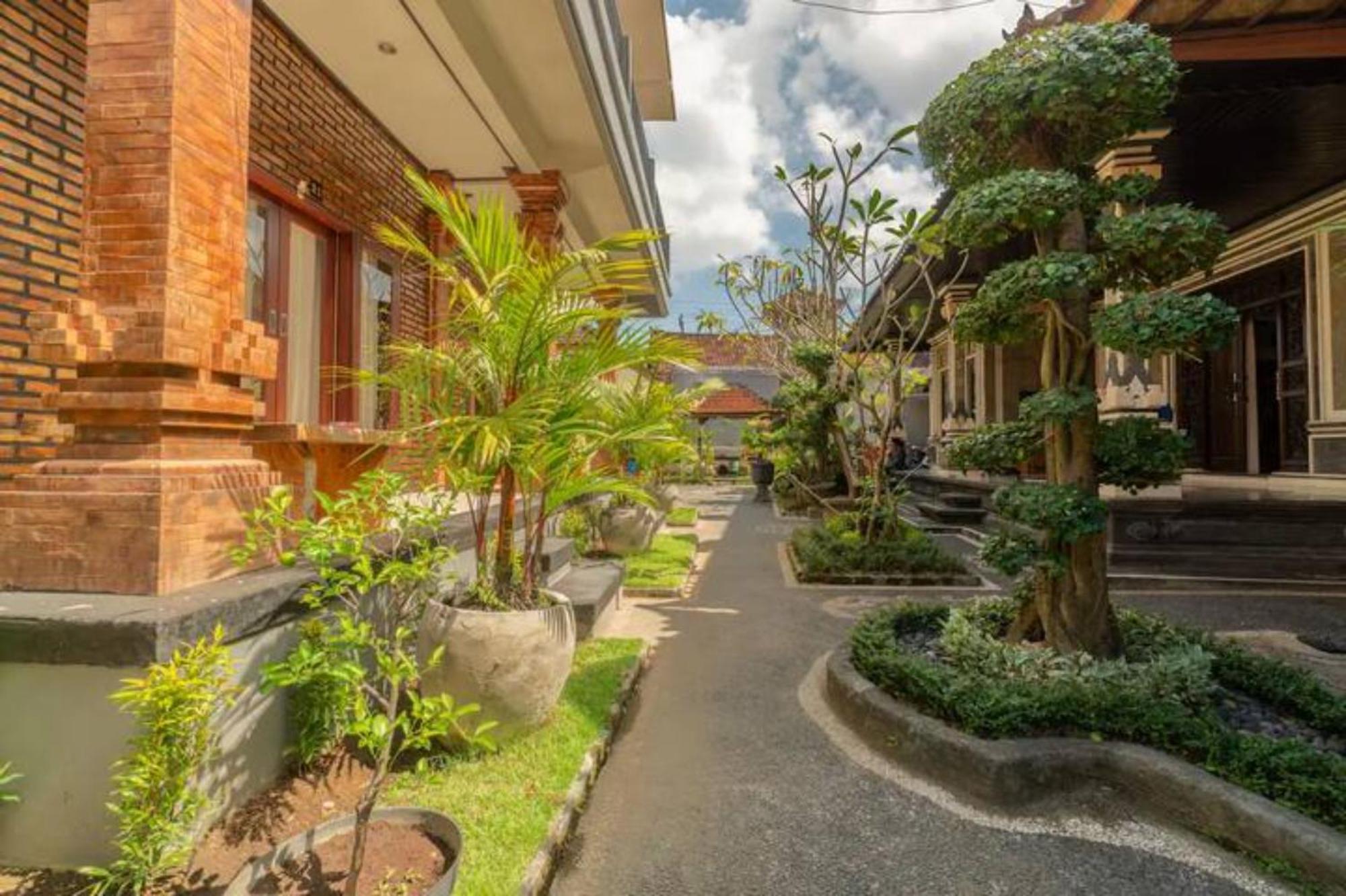 Pondok Lulik Homestay Canggu Ngoại thất bức ảnh