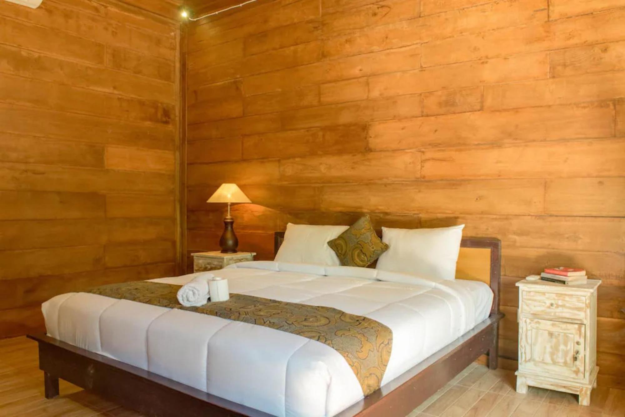 Pondok Lulik Homestay Canggu Ngoại thất bức ảnh
